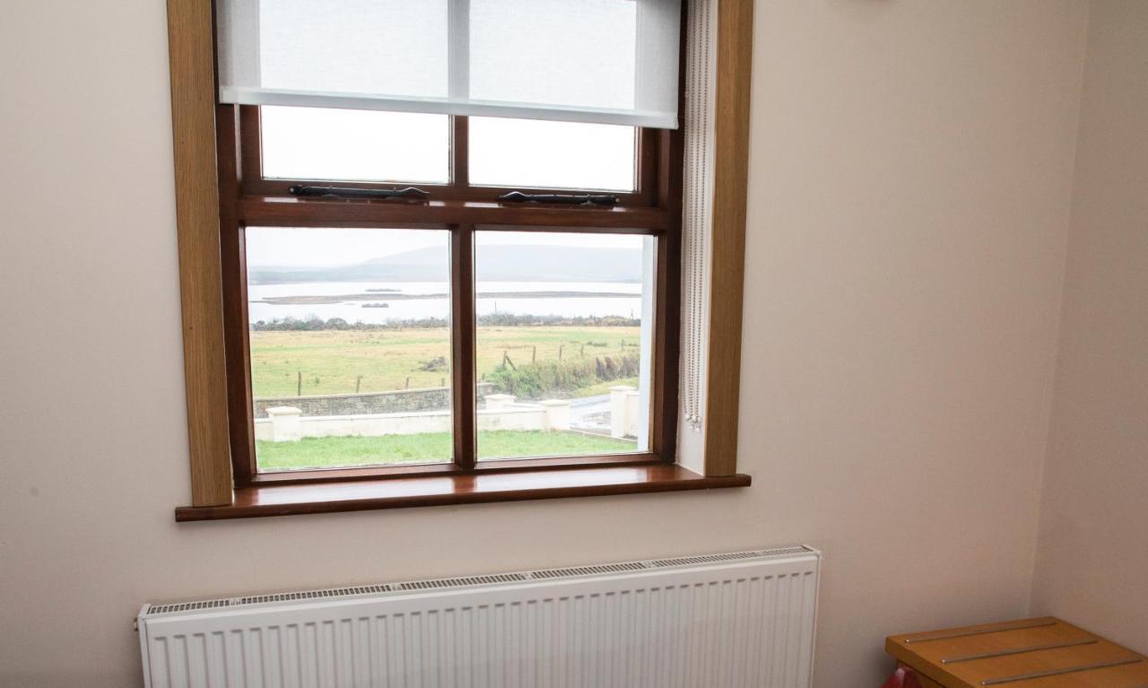 3 Bed Renovated Cottage Carramore Lake, Belmullet Ballina  Exterior photo